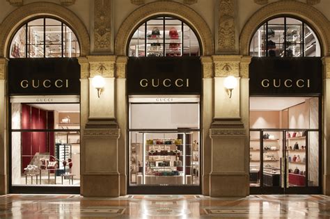 gucci outlet store europe|gucci outlet milan online.